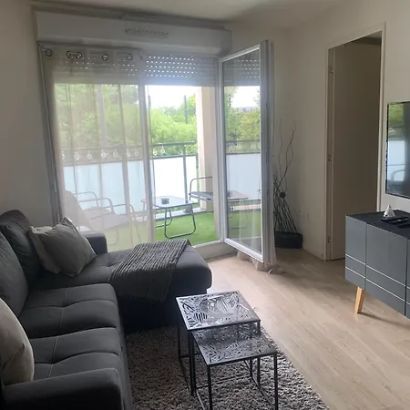 Appartement Cosy A Alforville Avec Parking Alfortville Exterior photo
